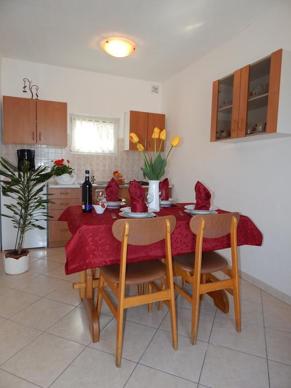 Apartment Strmac Labin  Cameră foto